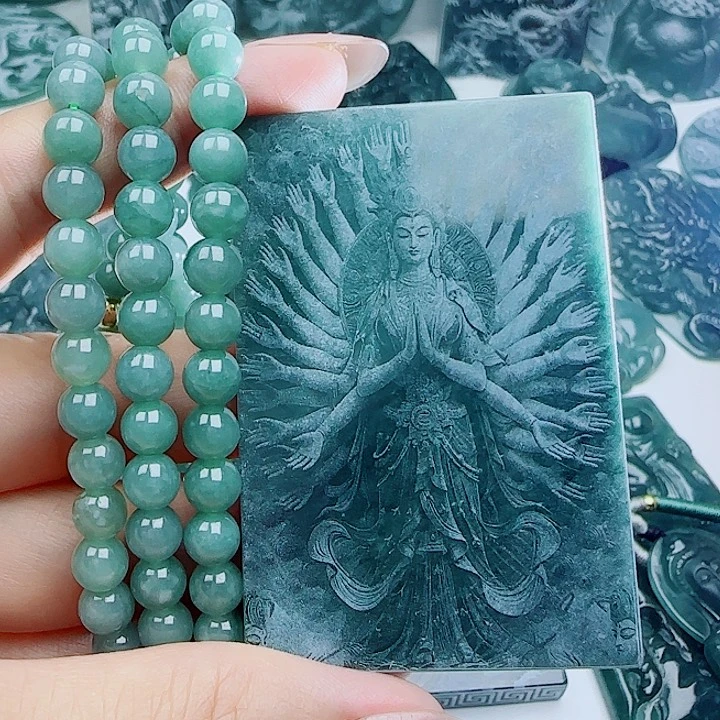 翡翠未镶嵌颈饰多样性发货天然的A货翡翠