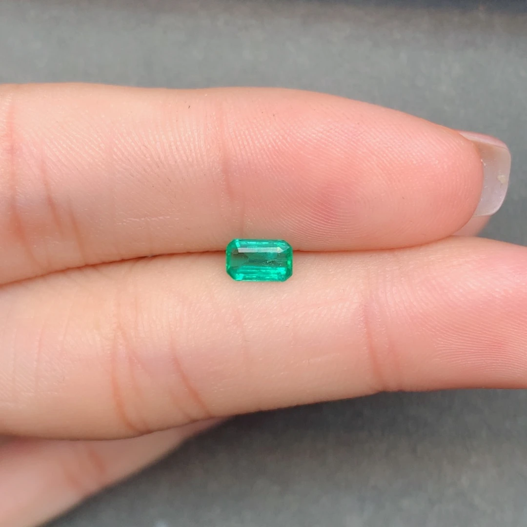 裸石未镶嵌祖母绿0.41ct