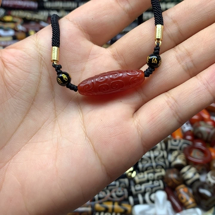 玛瑙/玉髓未镶嵌吊坠(赠链)