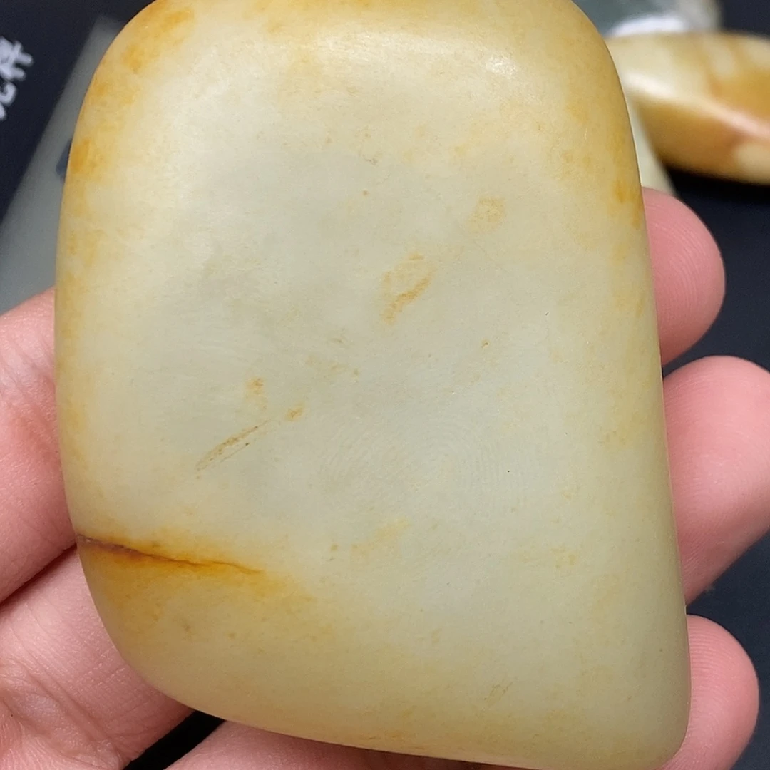 和田玉（糖玉）未镶嵌挂件