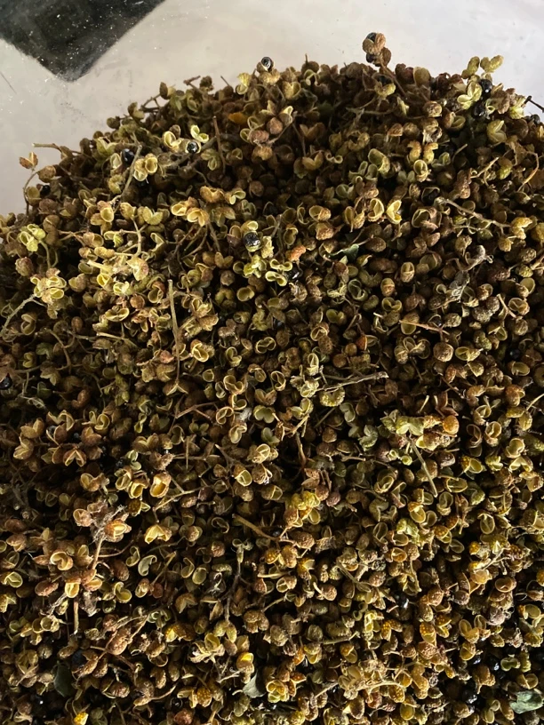 湖北咸宁通城本地花椒自然阴干干花椒