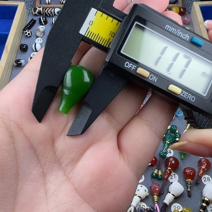 玛瑙/玉髓未镶嵌饰品