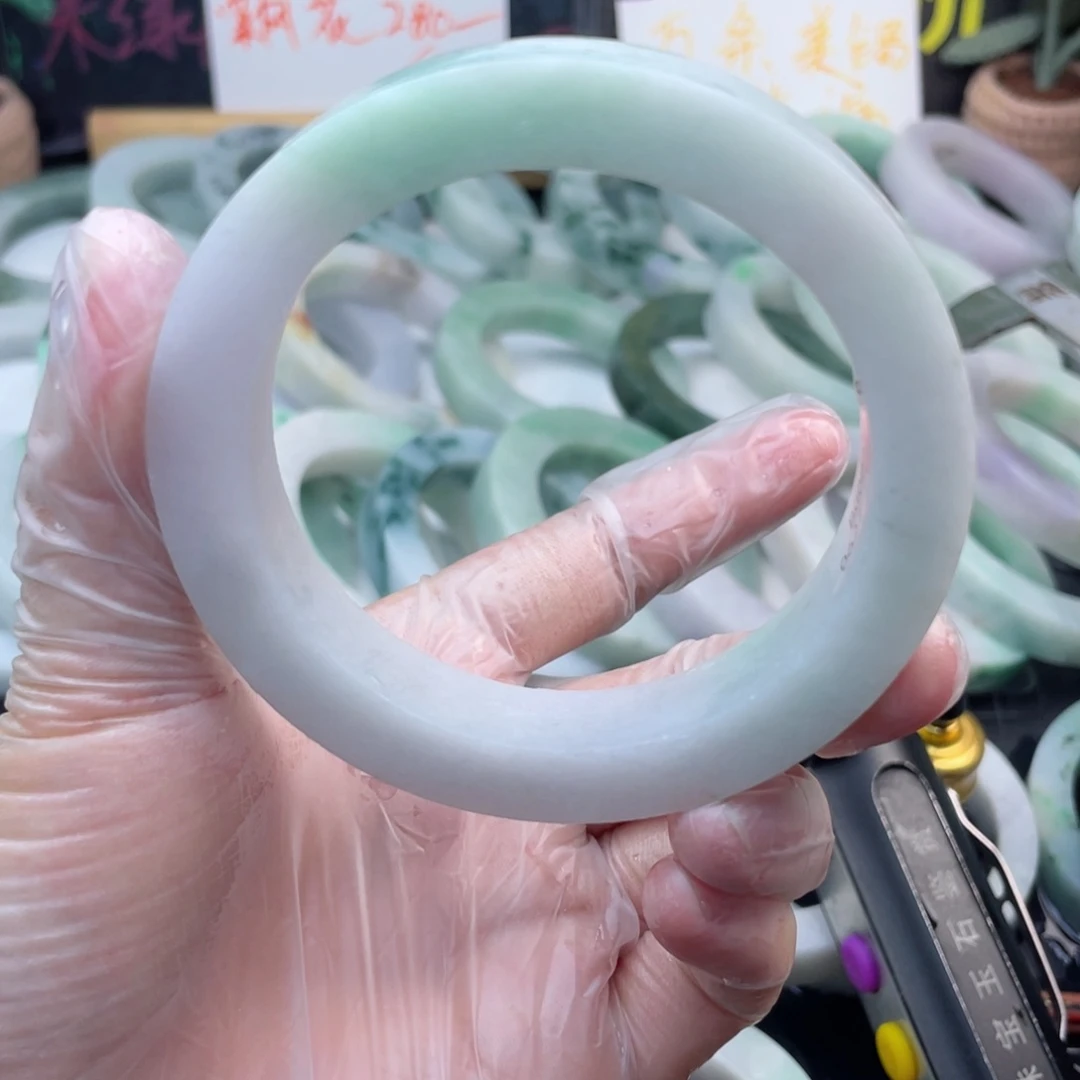 未镶嵌翡翠定制翡翠