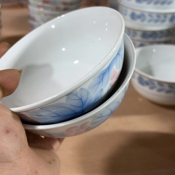【****】葡萄花12.8公分，米饭碗两个微瑕