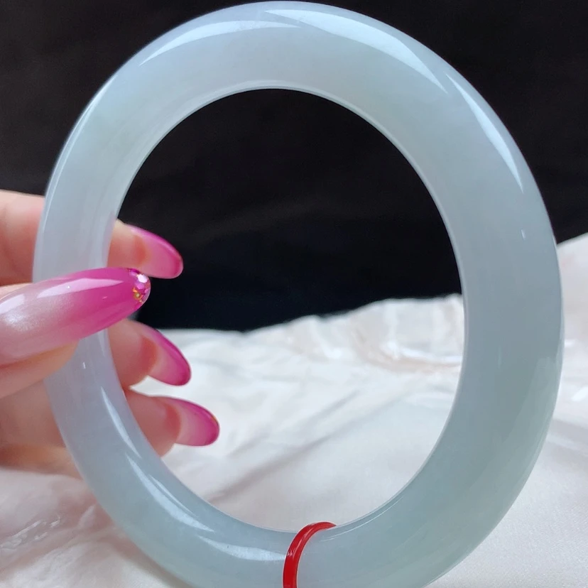 【闪购商品】未镶嵌手镯（圆镯）翡翠96790，