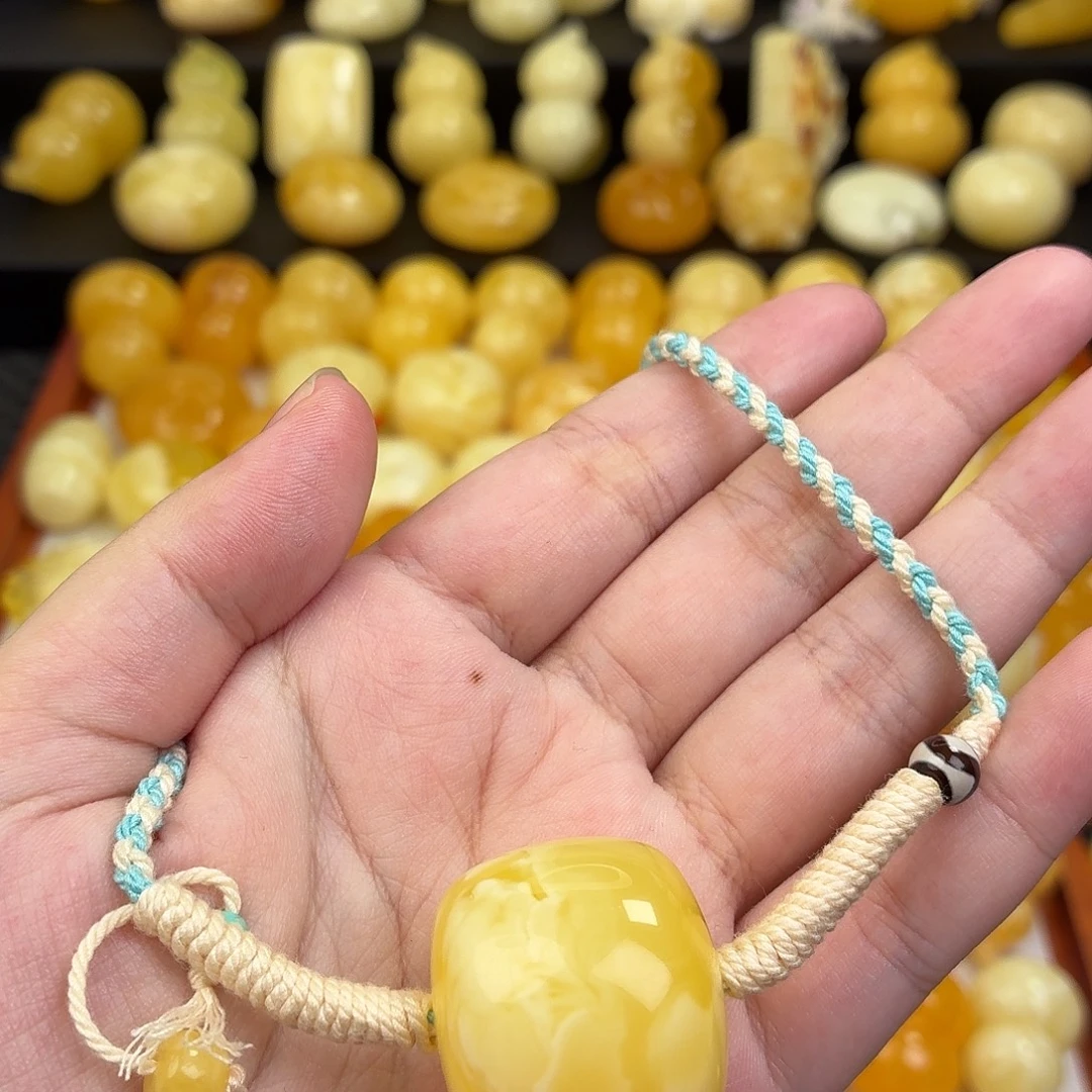 蜜蜡未镶嵌毛衣链蜜蜡