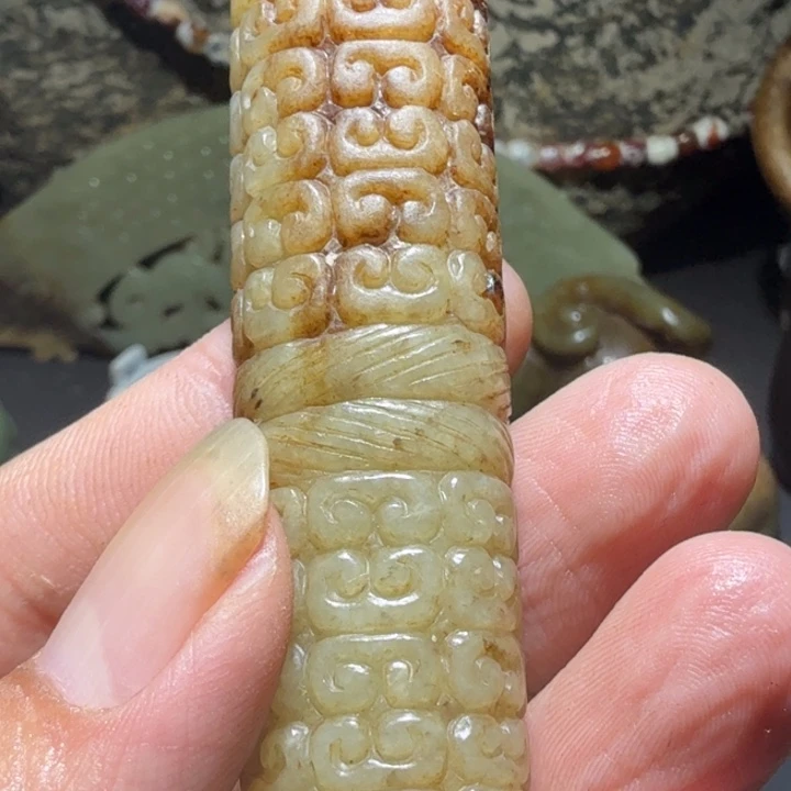 未镶嵌和田玉（糖玉）挂件风**子