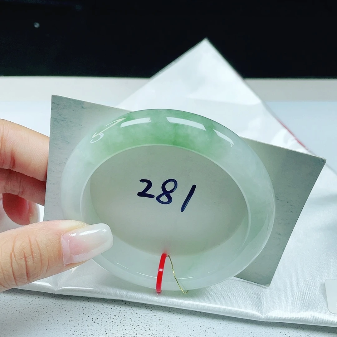 翡翠未镶嵌手镯 正圈55+