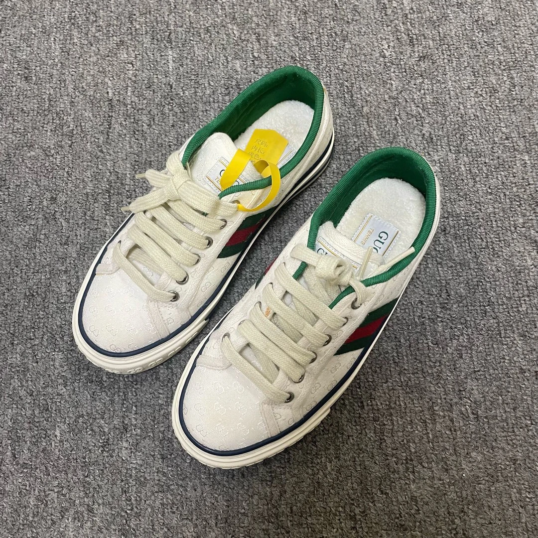 95新 GUCCI/古驰 Tennis 1977 复古低帮时尚板鞋  36.5码/10015