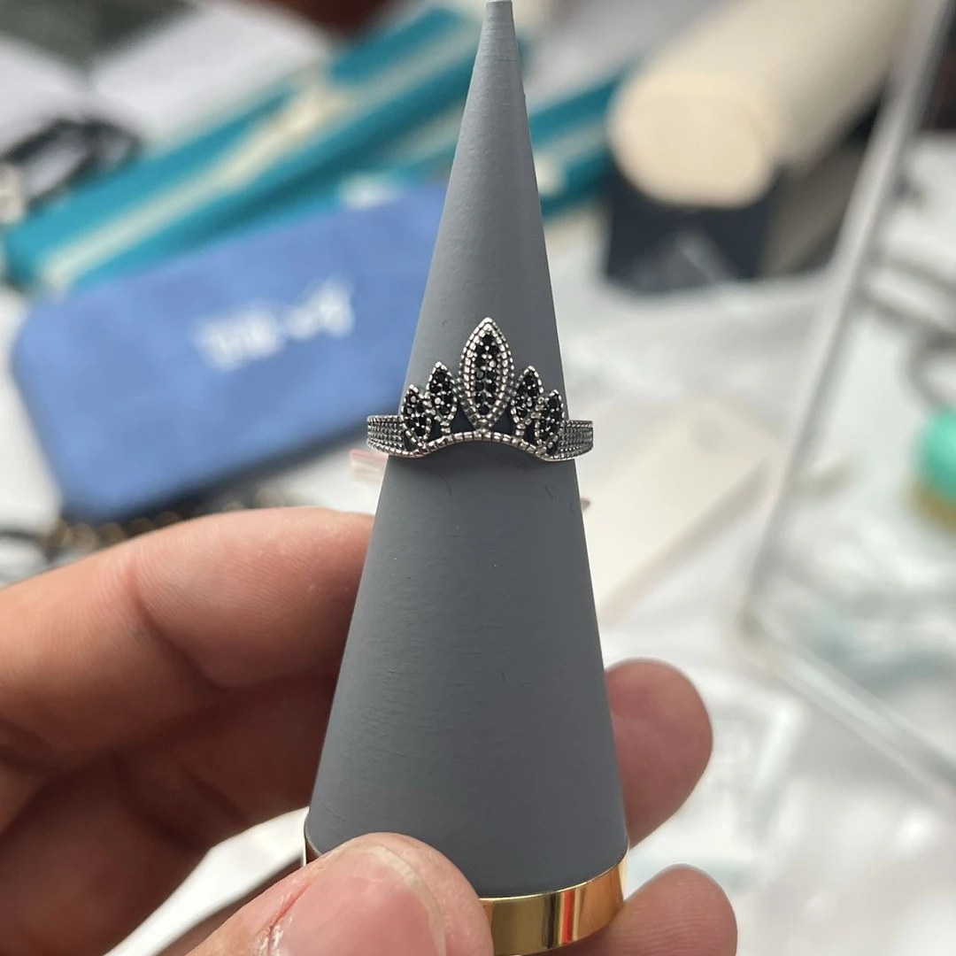 足银莫桑石戒指 爱敏纯银首饰戒指