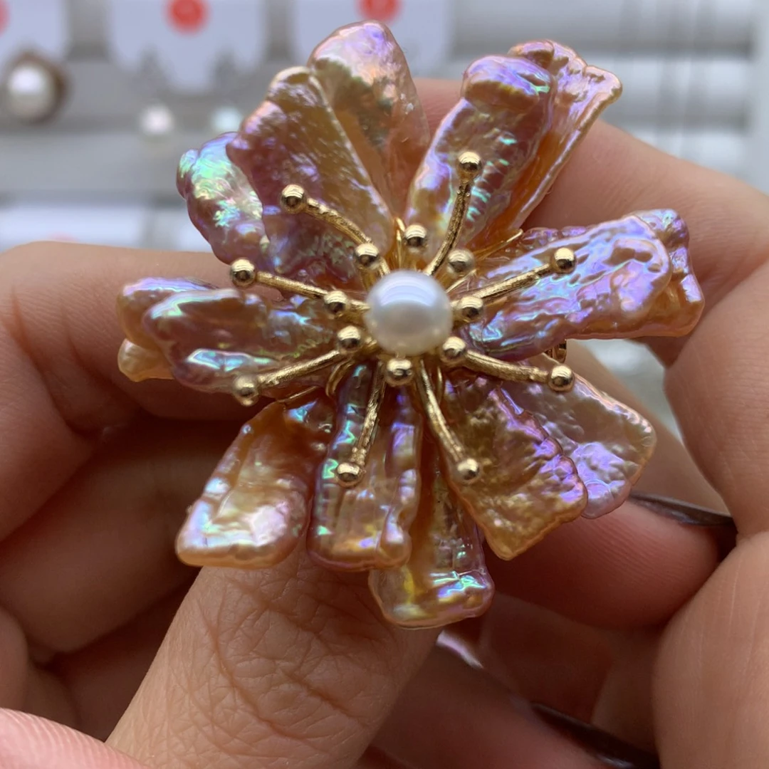 淡水珍珠胸饰合金