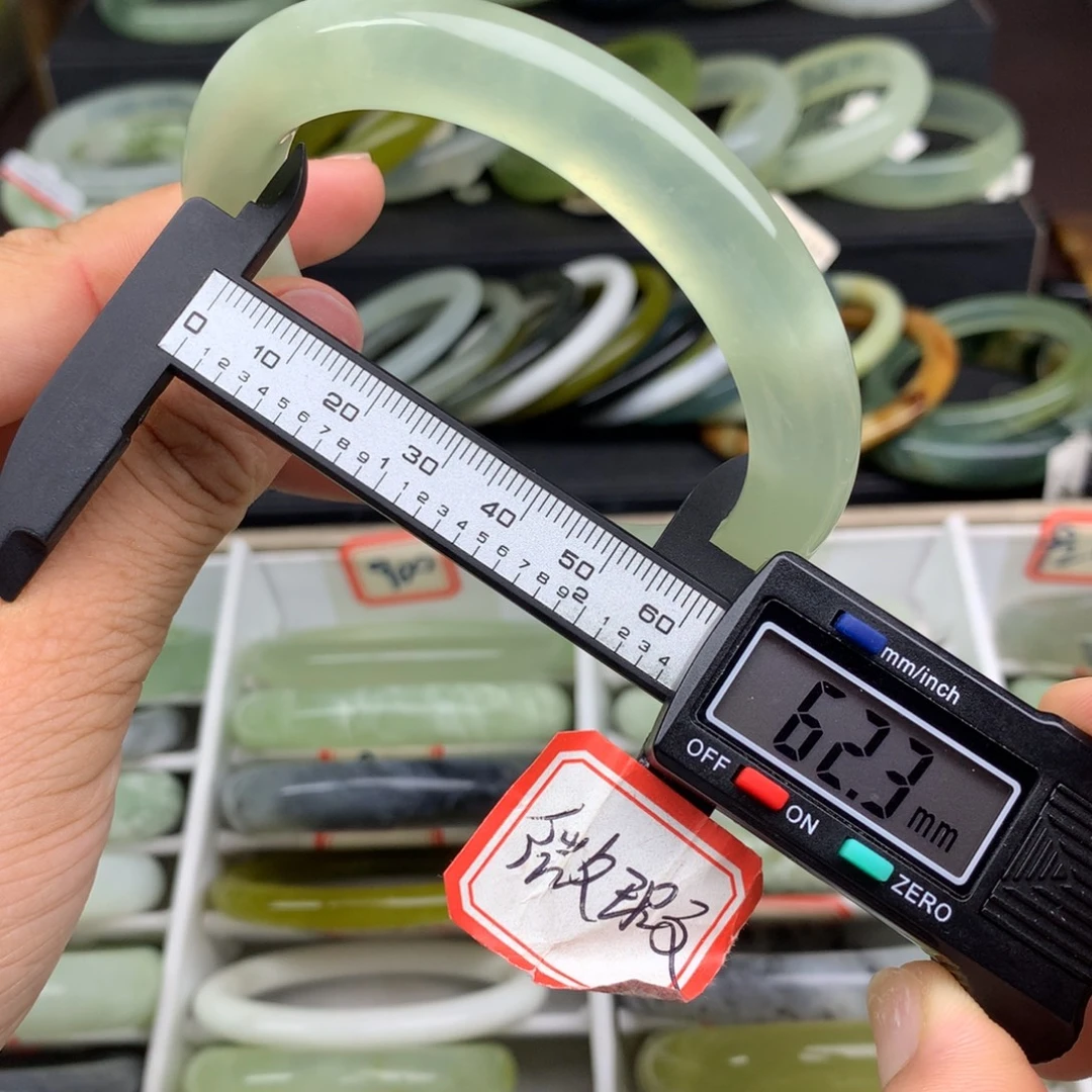 未镶嵌蛇纹石玉手镯904