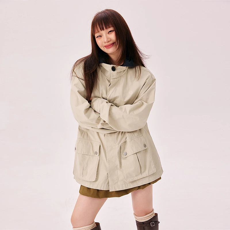 CHUU秋季女装连帽设计宽松撞色多口袋长袖学院风风衣外套