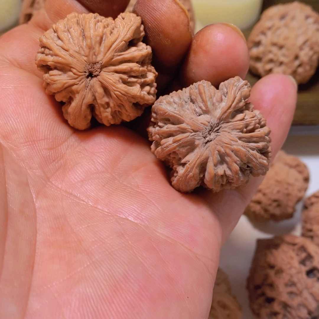鱼***文玩核桃吊坠文玩核桃虎头