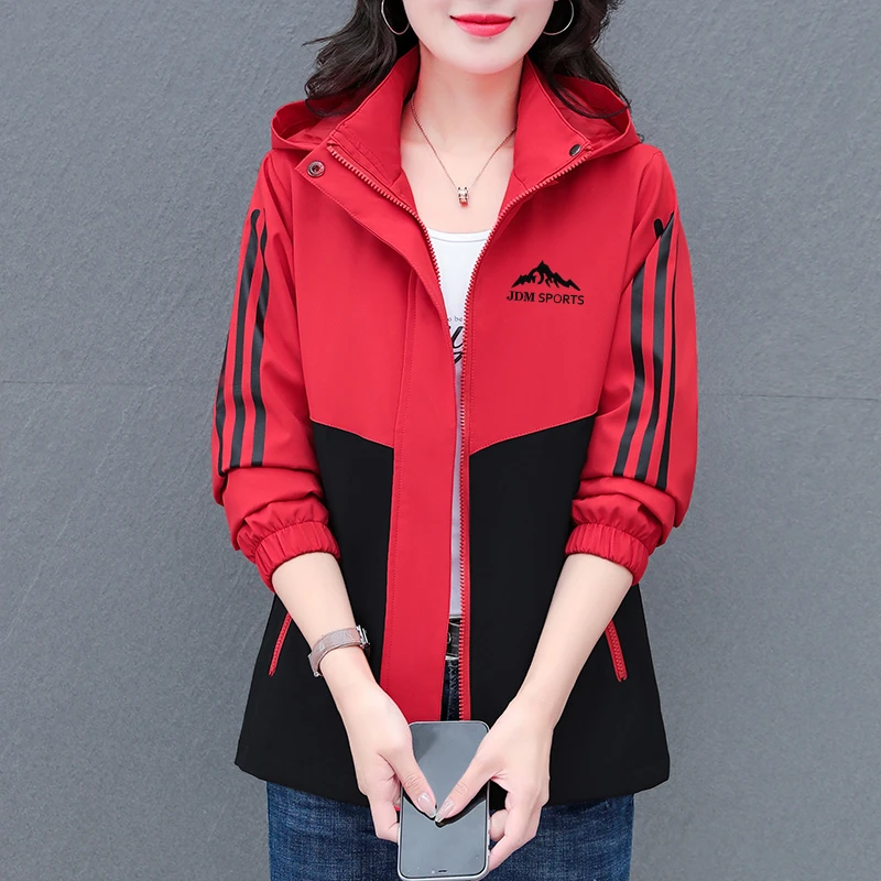 时尚印花冲锋衣外套女春秋新款户外宽松休闲运动工装薄夹克上衣