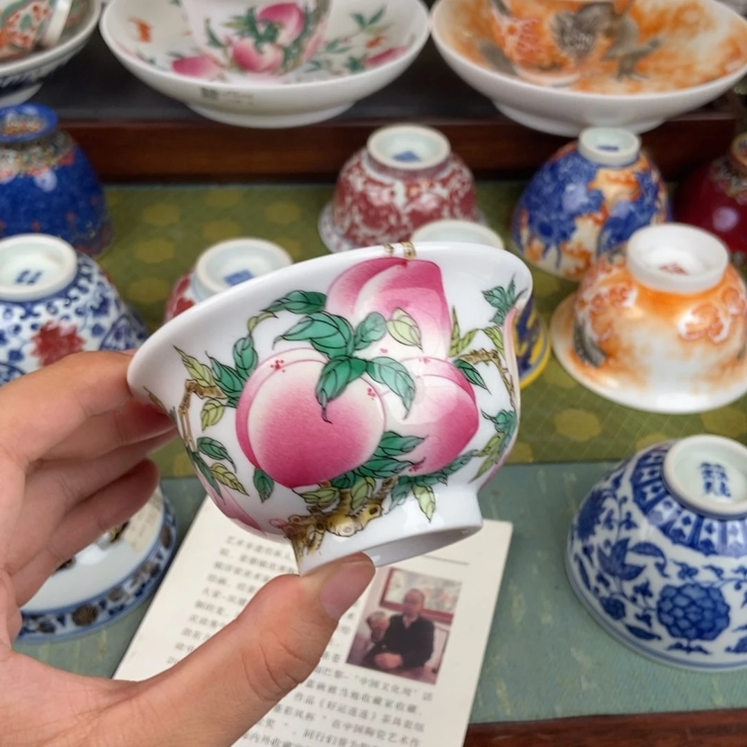 陶瓷的设计师是一个人