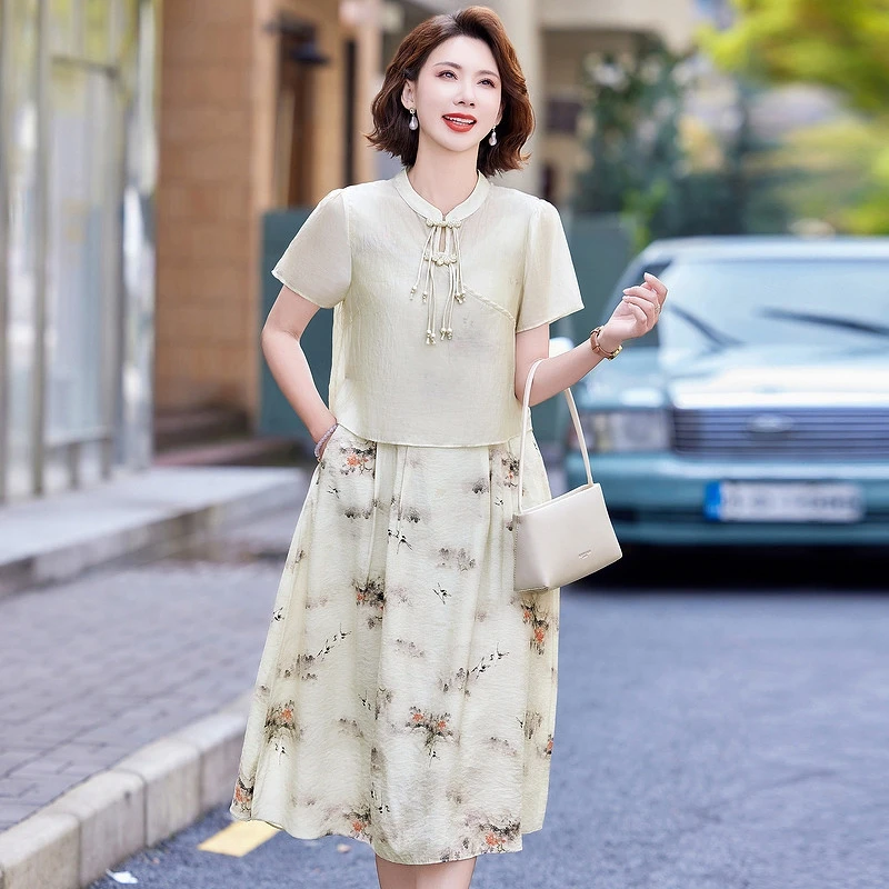 新中式国风连衣裙妈妈装2025夏装新款中老年女士夏季洋气时尚裙子