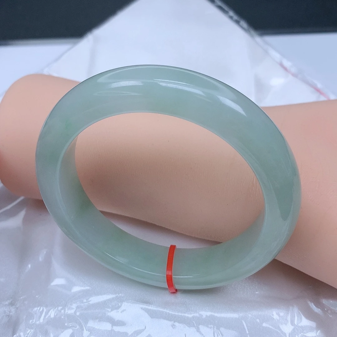 【闪购商品】未镶嵌手镯翡翠，56