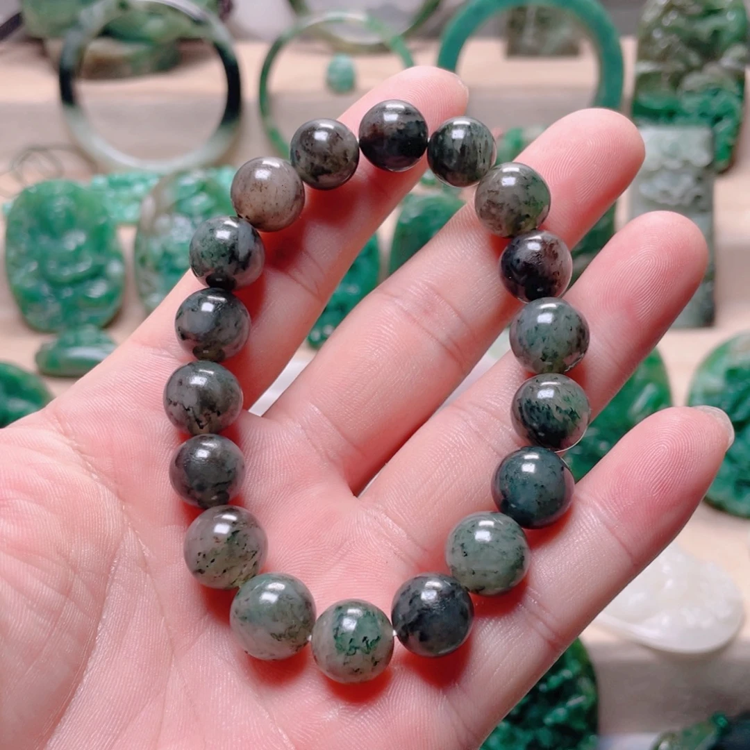 独山玉未镶嵌颈饰