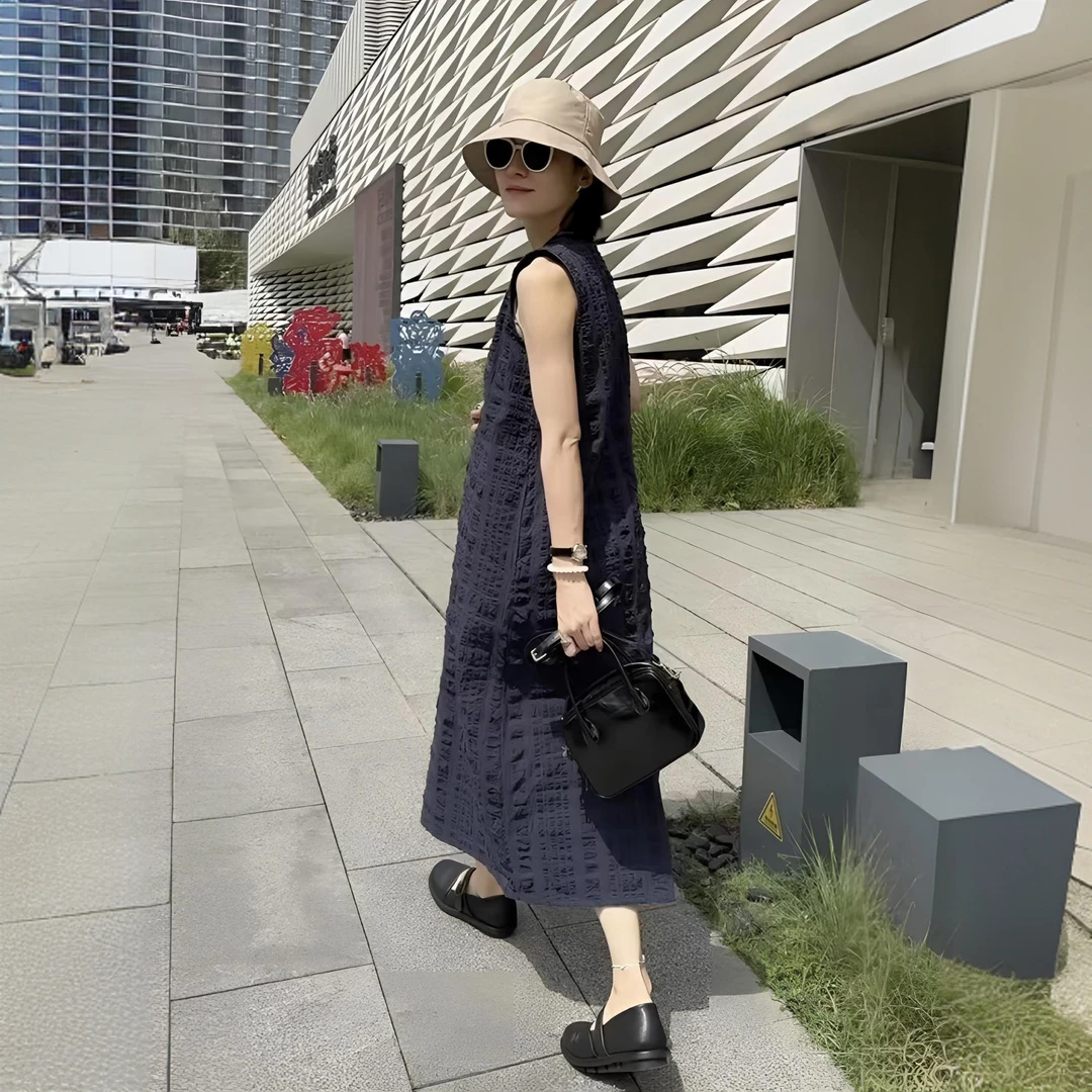 2025新款法式复古气质休闲宽松显瘦侧边开叉连衣裙夏季女装800