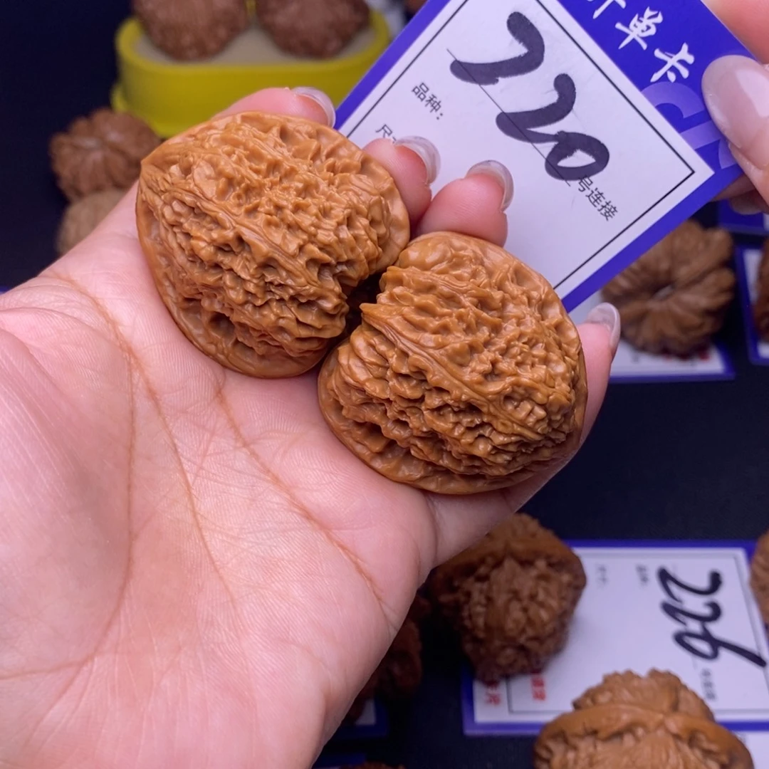 文玩核桃吊坠220号链接南疆4.0尺