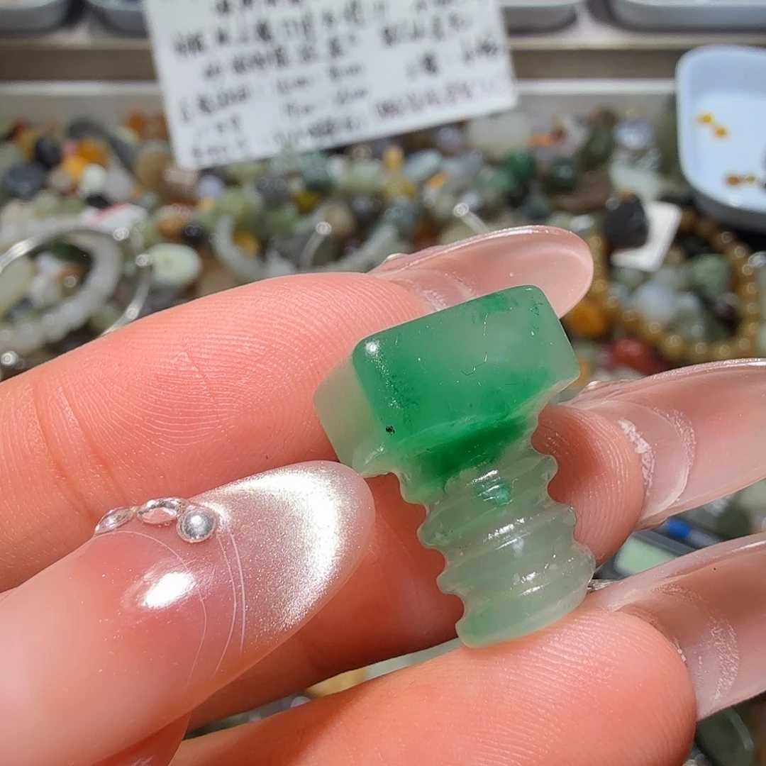 和田玉未镶嵌珠宝奇石