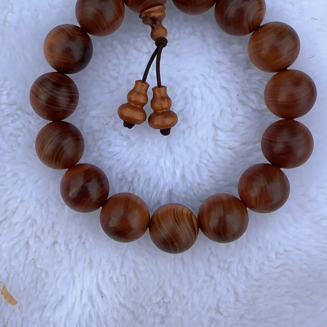 柏木无事牌对***人太行崖柏