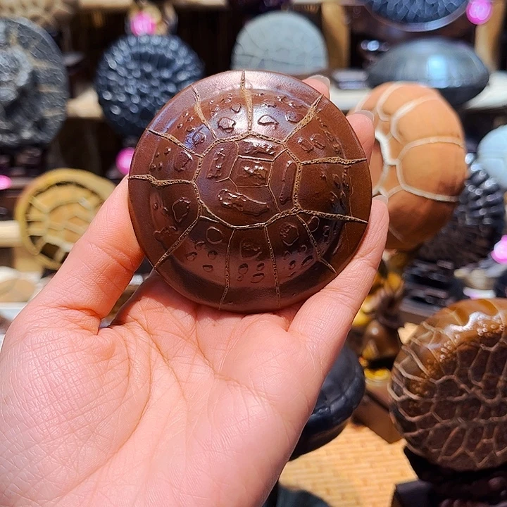 T***h石材龟纹石小飞碟型