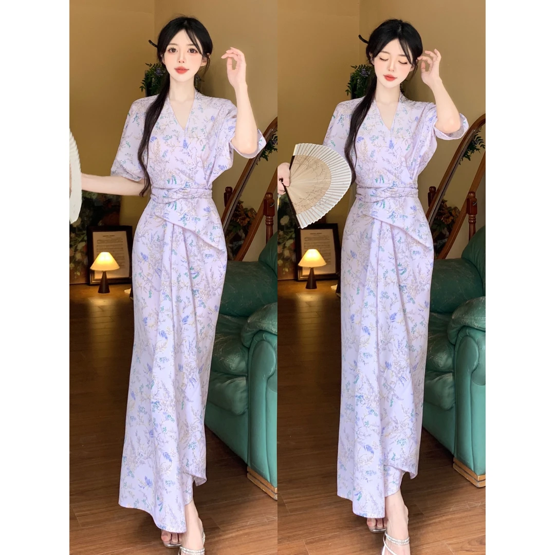 大码夏季交叉V领茶歇一片式连衣裙女收腰显瘦设计感绑带碎花裙子