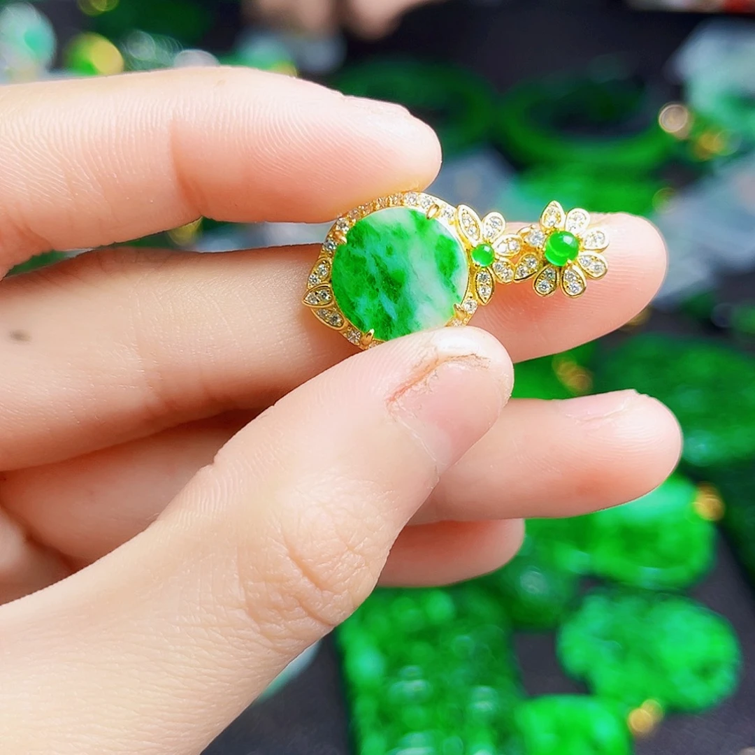 颈饰银S925镶嵌翡翠