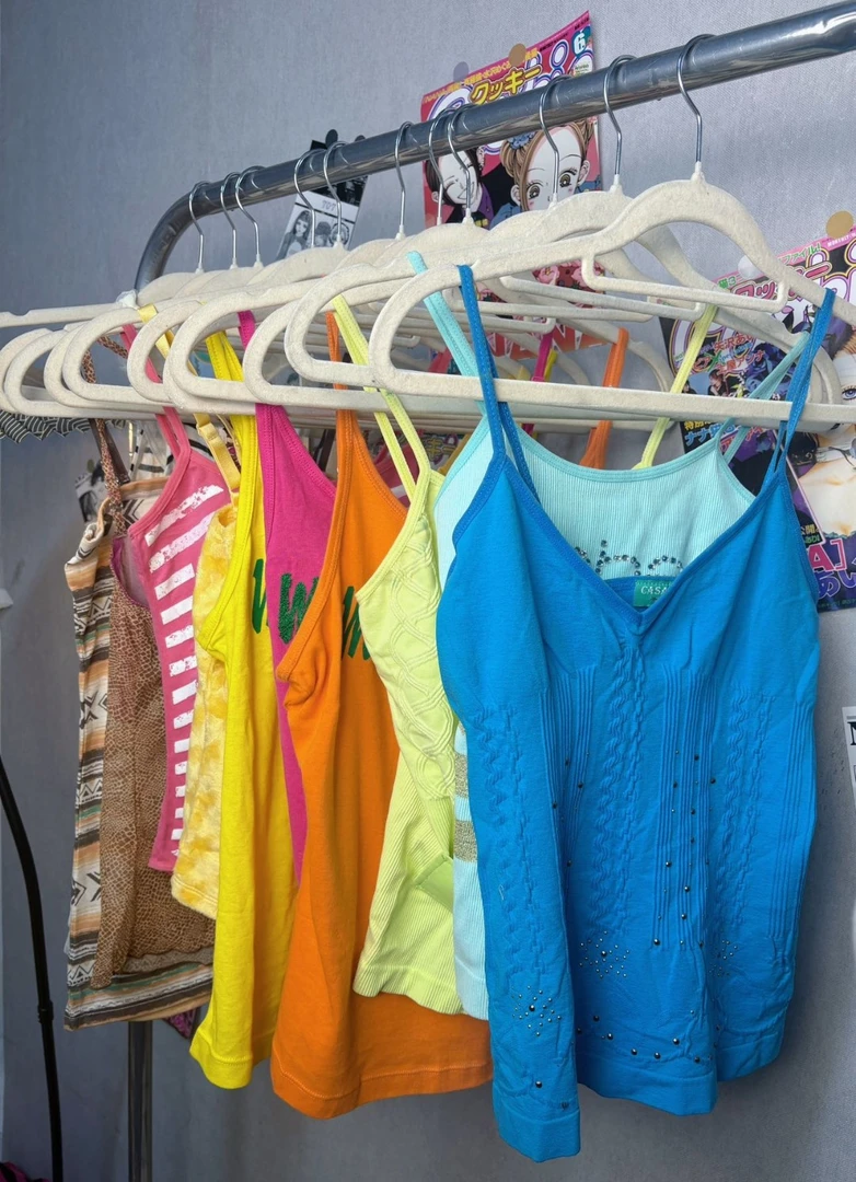 魔法少女吊带背心短袖长袖毛衣杂款