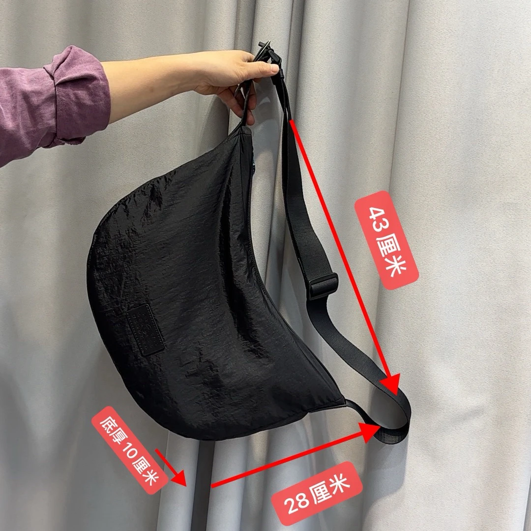 【铂金时袋】6103-1黑色轻薄尼龙料防雨轻薄休闲包出游必备妈咪包