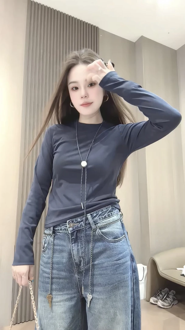 2025早秋新款简约时髦日常基础款百搭叠穿显瘦圆领长袖T恤上衣女
