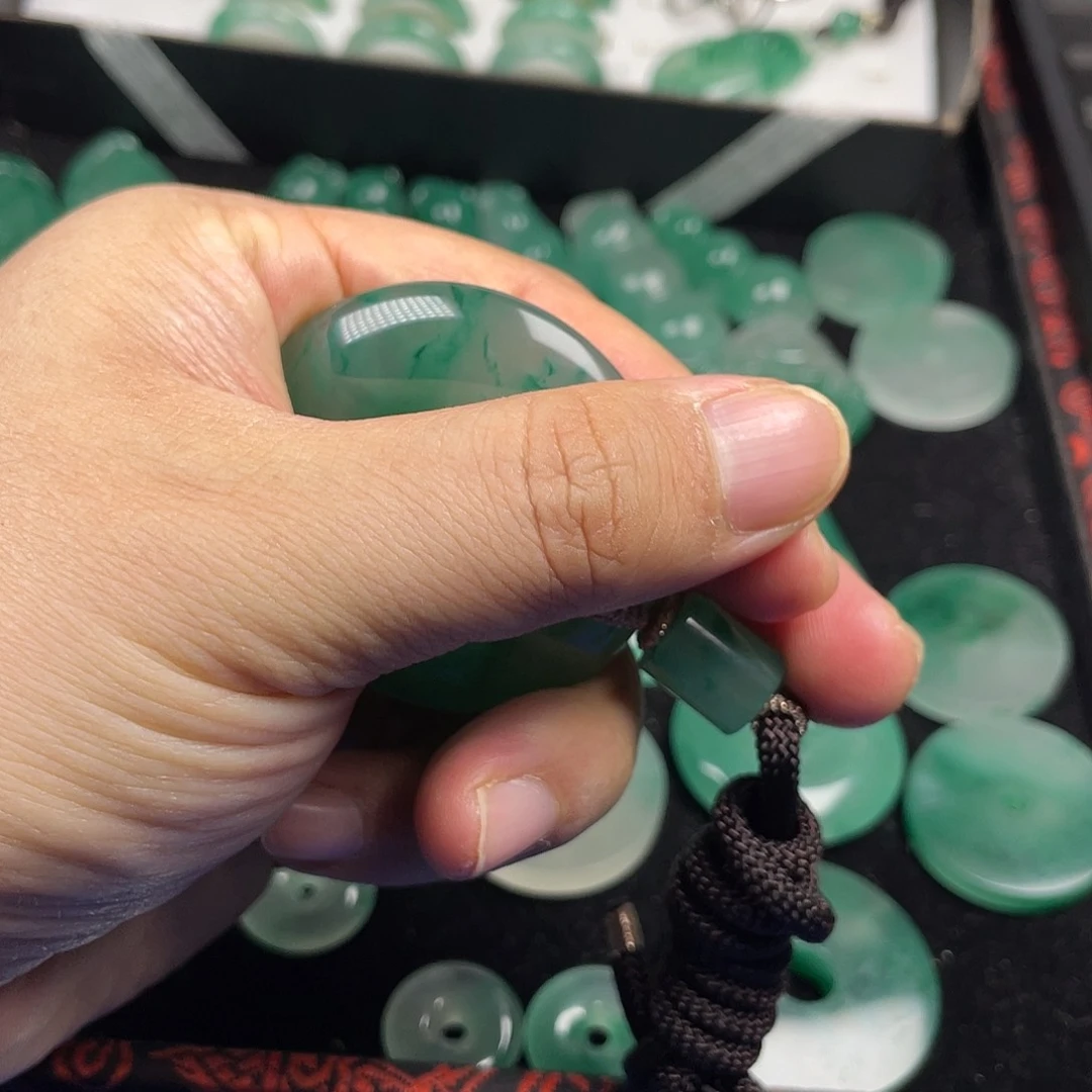 石英质玉吊坠(不含链)未镶嵌炫