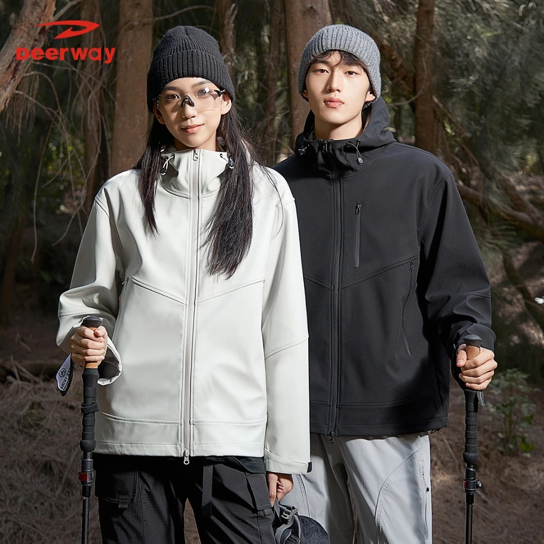德尔惠春秋户外防风软壳夹克情侣休闲徒步登山进藏工装连帽外套男