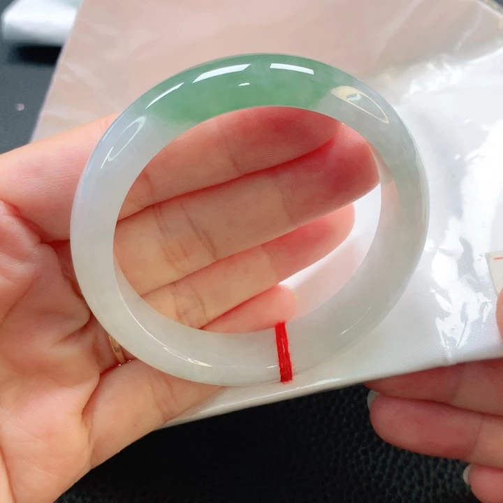 翡翠手镯未镶嵌55正