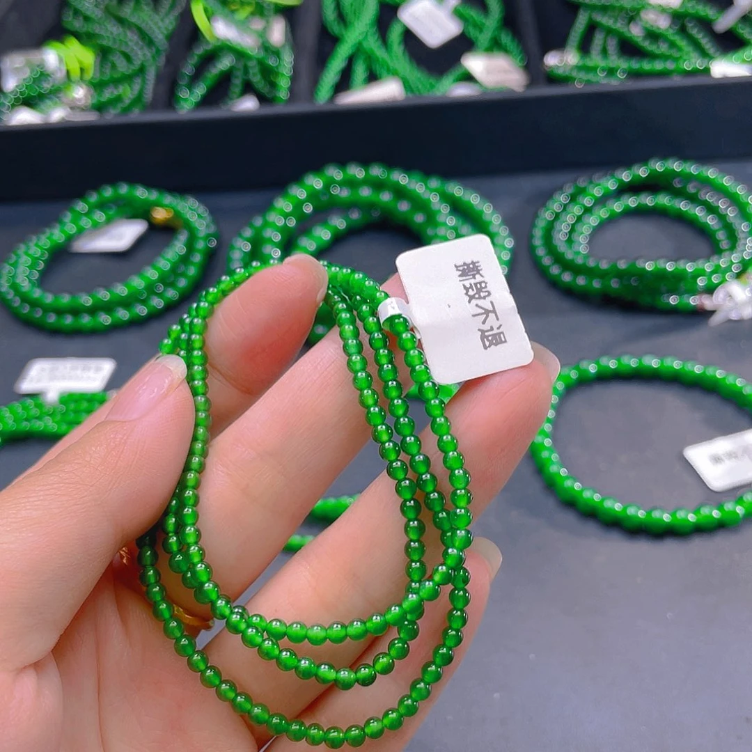 翡翠未镶嵌颈饰