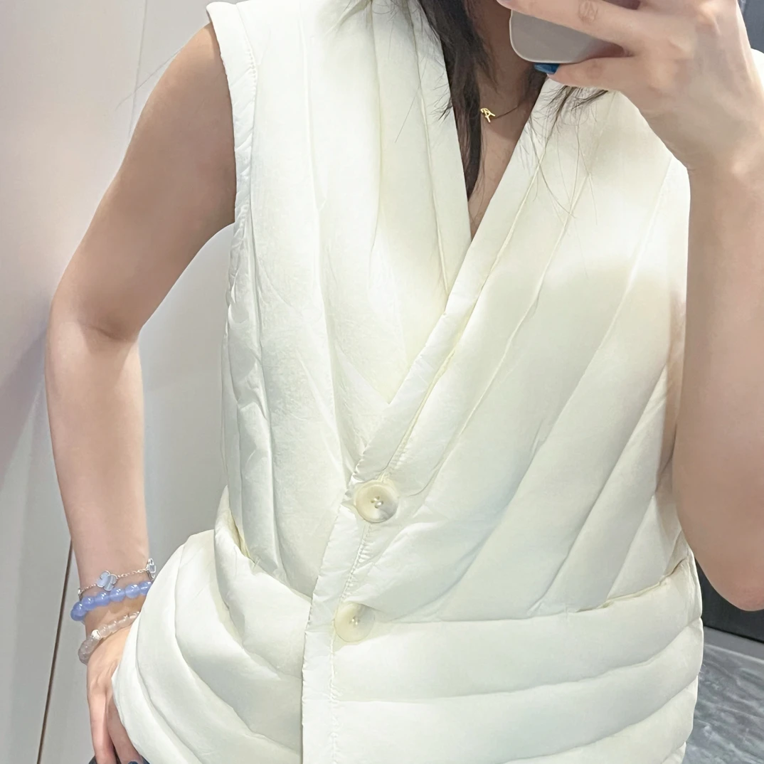 纯色优等品女冬天无袖V领短款保暖内搭