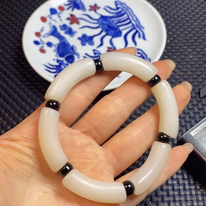 吊坠白玉菩提一一一一一一一一一