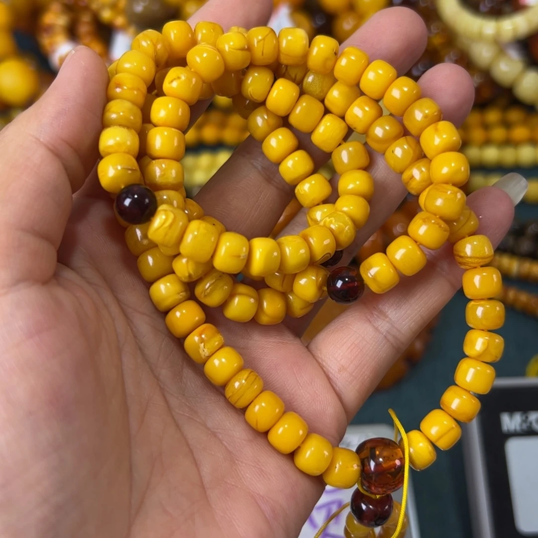 未镶嵌琥珀珠宝奇石285