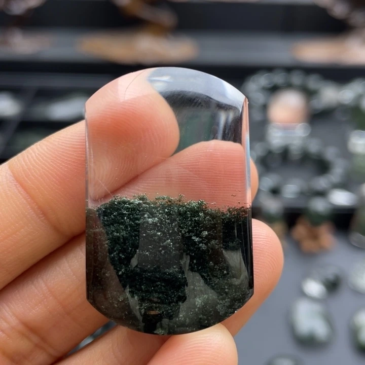 水晶未镶嵌颈饰绿幽灵无事牌定制