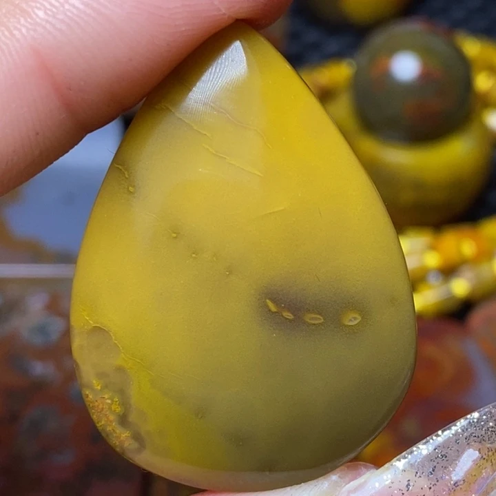 玛瑙/玉髓颈饰足银镀金镶嵌