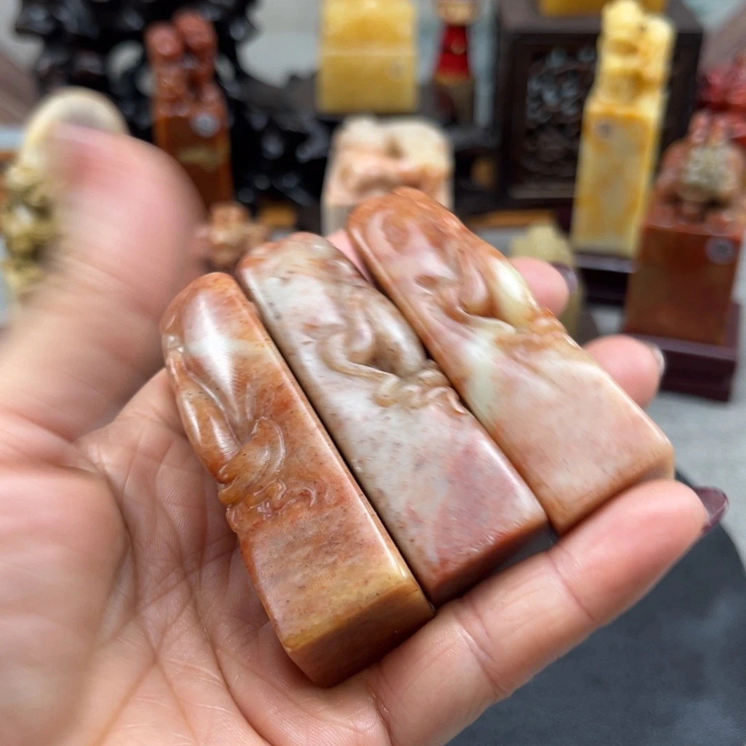 小***葩寿山石捡漏瑕疵品2*2