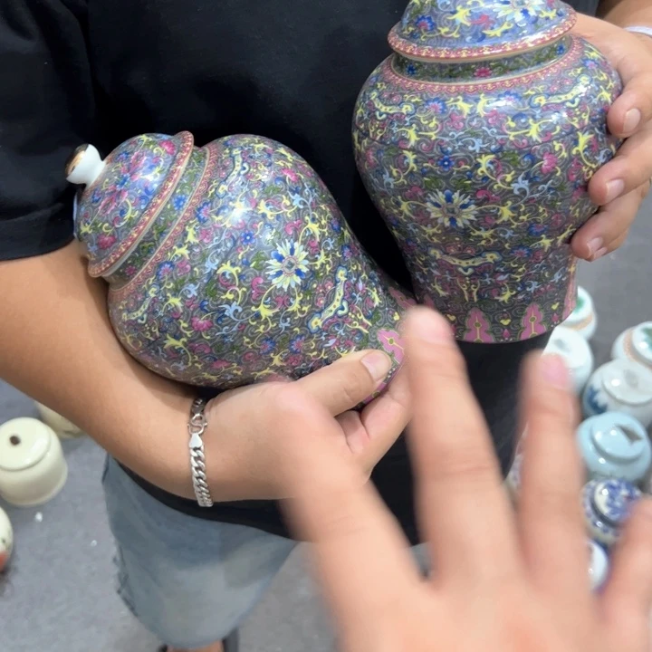 瑕疵福利品陶瓷茶叶罐介意勿拍