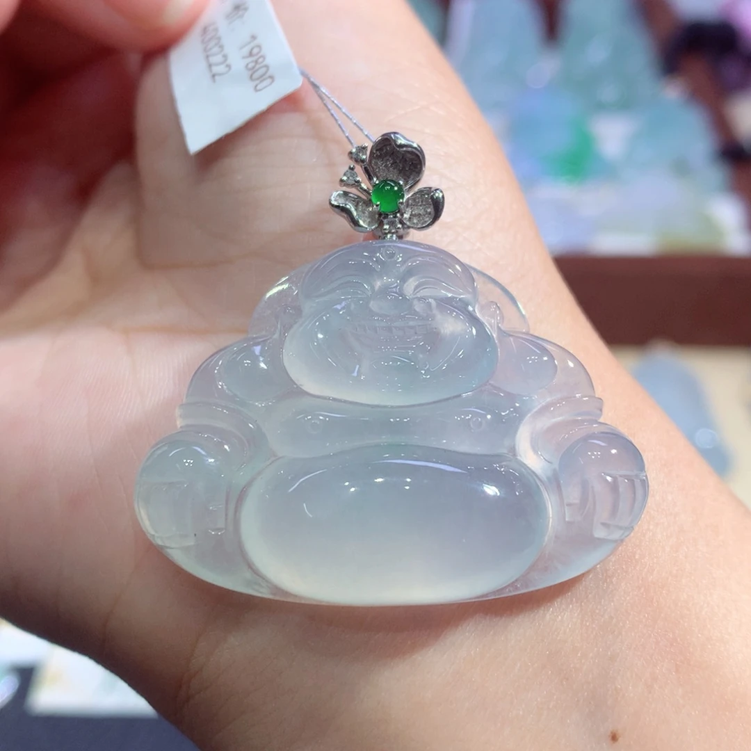 颈饰18K金镶嵌翡翠翡翠