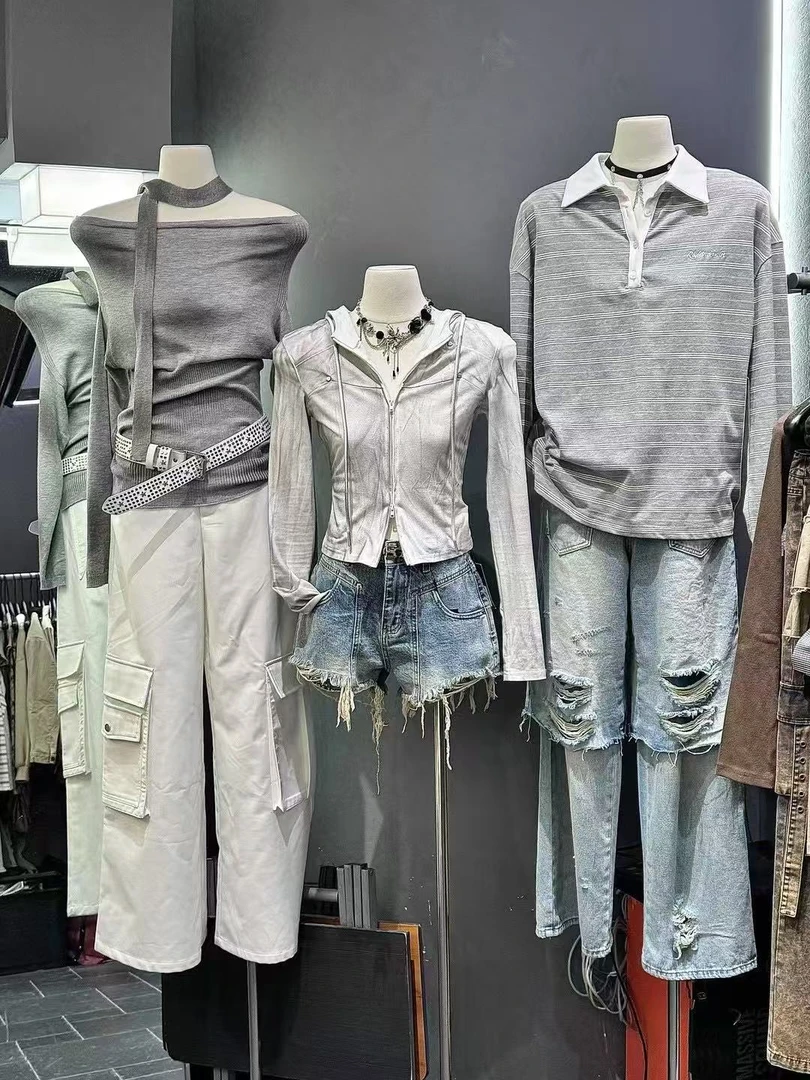 全场衣服随机一件
