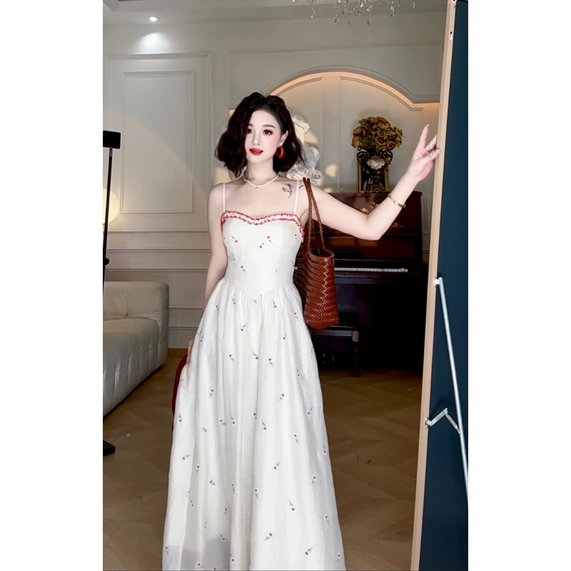 LAOXIAO服饰【云水瑶】法式复古仙气收腰温柔风连衣裙甜美优雅353