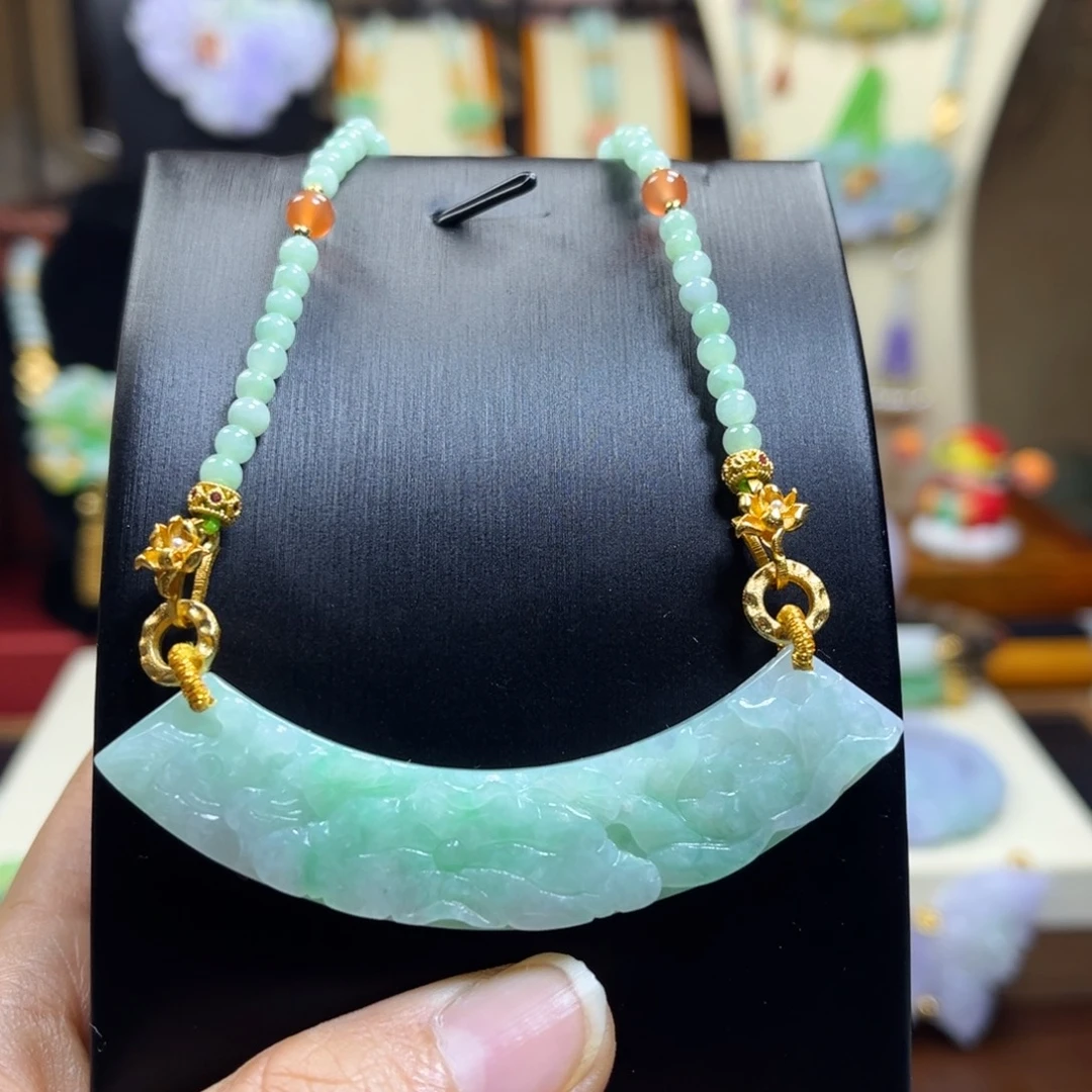 翡翠未镶嵌颈饰天然翡翠