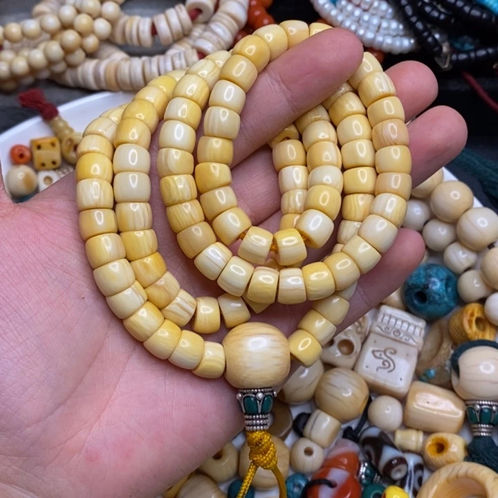 吉****o藏传文玩老高白108串漏价出