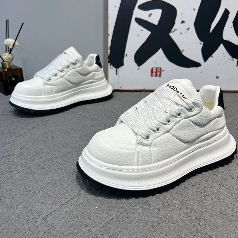 新款舒适面包鞋休闲鞋时尚百搭厚底增高休闲鞋轻奢潮男鞋CDS8556